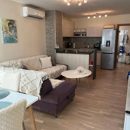 5 Minutes Sity Center Parking Apartament