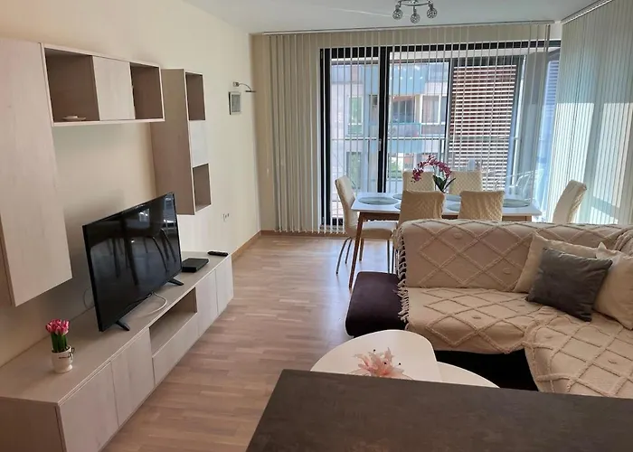 5 Minutes Sity Center Parking * פלובדיב